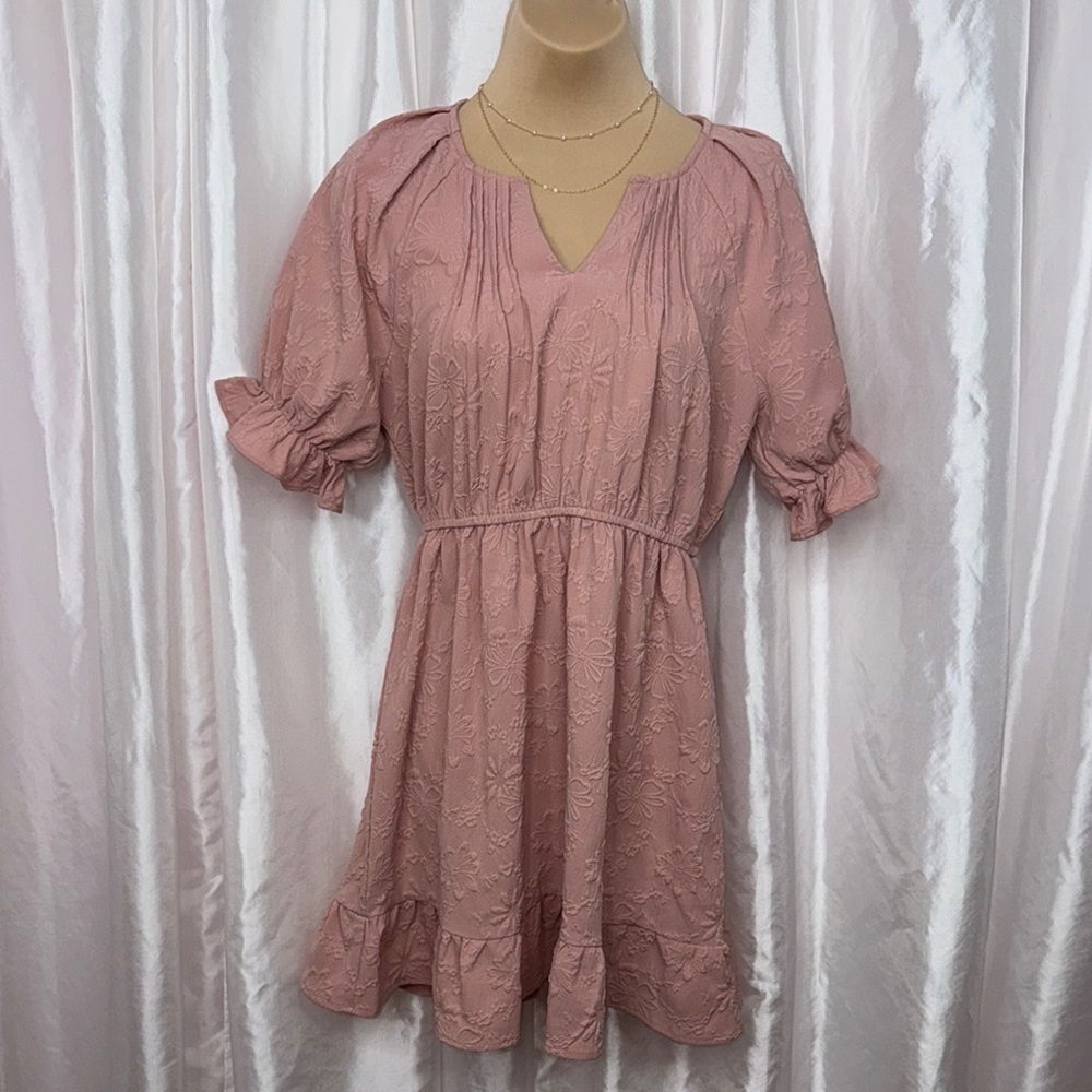 71. New In Cute Pink Floral Texture Dress Small